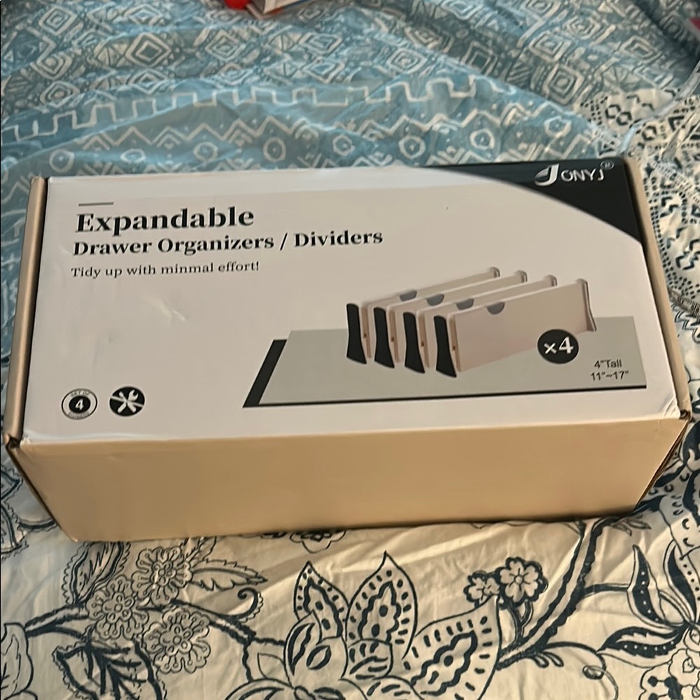 Cream Expandable Drawer Organizer for Efficient Storage 4pcs NWT